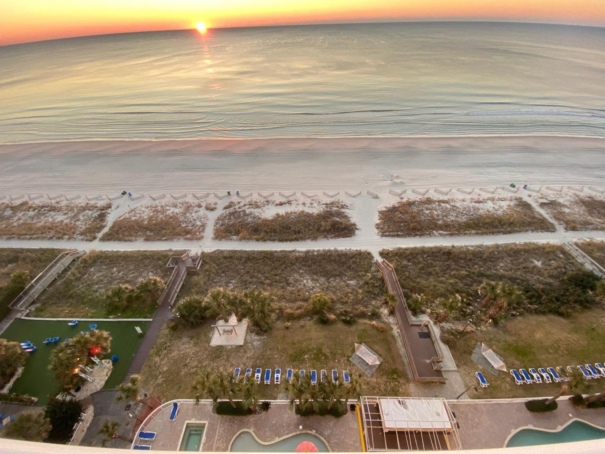 Camelot By The Sea Ocean Front Condo Myrtle Beach Exteriör bild
